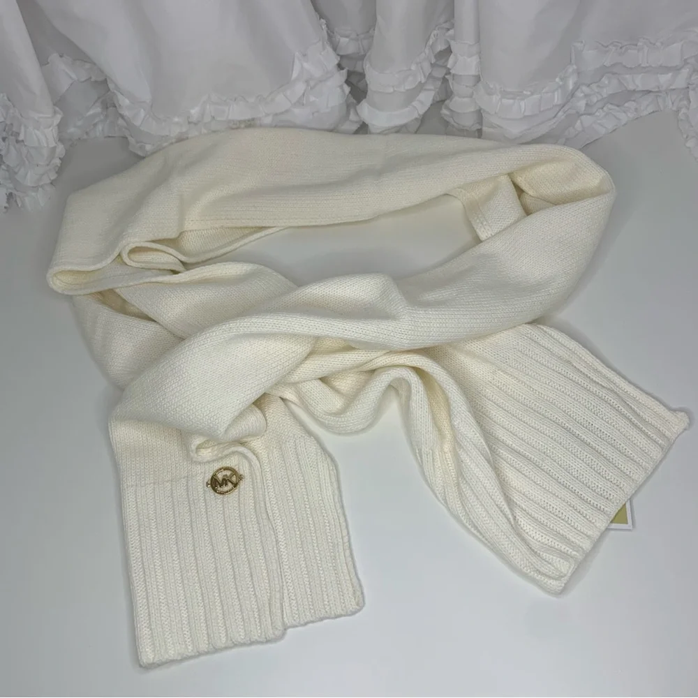 Michael Michael Kors Ivory Knit Scarf